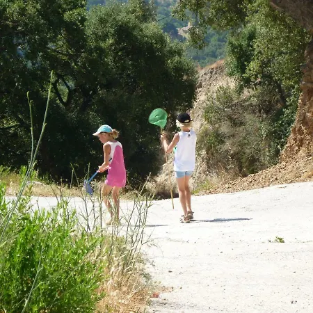 Villa Cerezas Casares